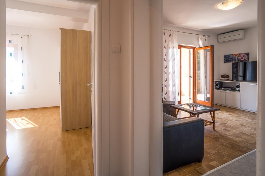Apartments Iva Krk Town Εξωτερικό φωτογραφία